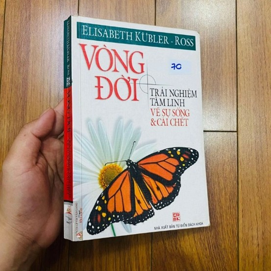 Vòng đời trải nghiệm tâm linh về sự sống và cái chết